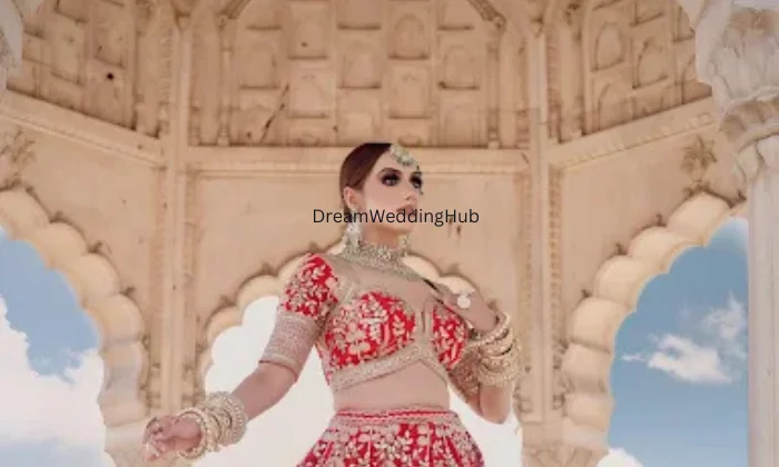 Lovely Makeovers Academy